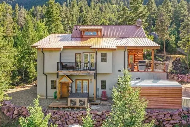 Mountain Getaway Cabinhot Tub & Pool Table4bd - İç Mekan