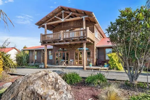 Mountain Heights Lodge - Dış Mekan