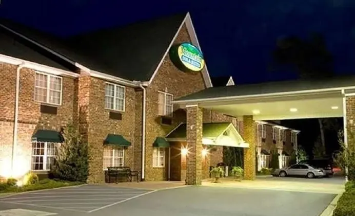 Mountain Inn & Suites - Dış Mekan