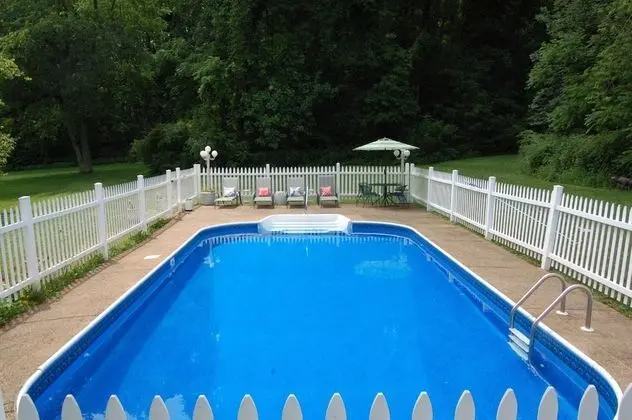 Mountain Laurel Inn - Havuz