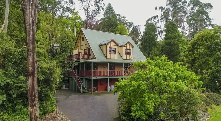 Mountain Lodge - Öne Çıkan Resim