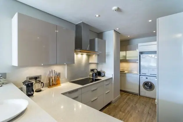 Mountain Marina Luxury Apartments - Oda
