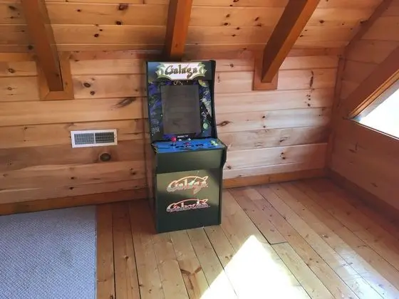 Mountain Movie Inn - Six Bedroom Cabin - İç Mekan