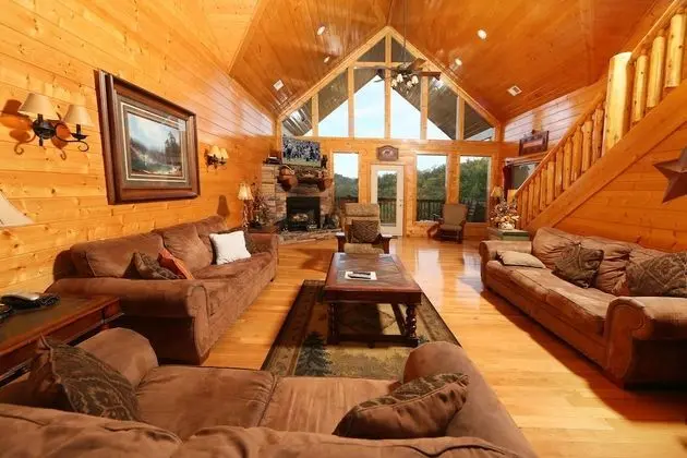 Mountain Shadow Lodge - Six Bedroom Cabin - İç Mekan