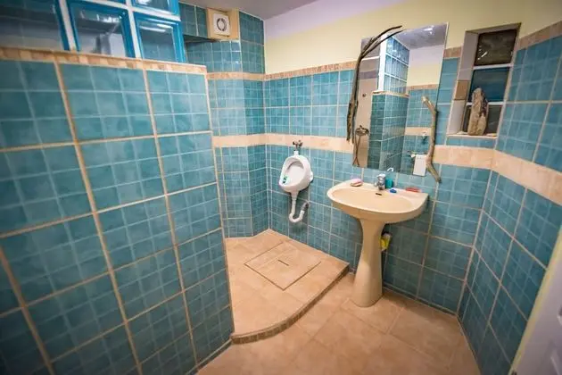 Mountain Tale - Hostel - Banyo Tipleri