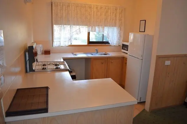 Mountain View Motor Inn & Holiday Lodges - Mutfak