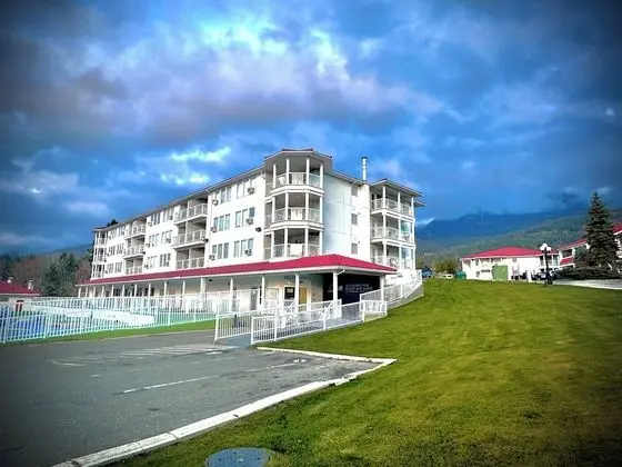 Mountain View Suites - Fairmont Hot Springs - Dış Mekan