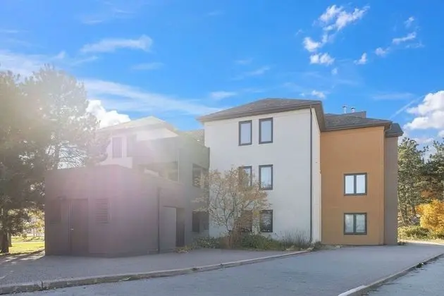Mountain Walk Condos - Dış Mekan