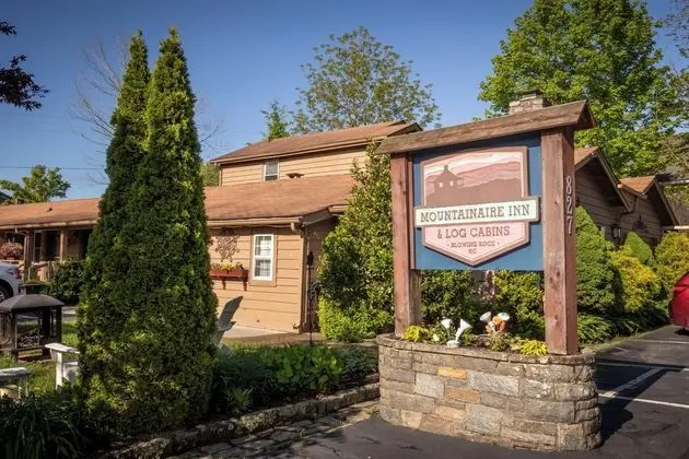 Mountainaire Inn and Log Cabins - Dış Mekan