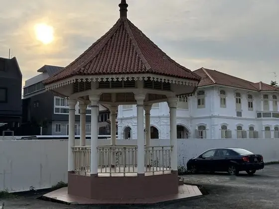 Mountbatten Hotel