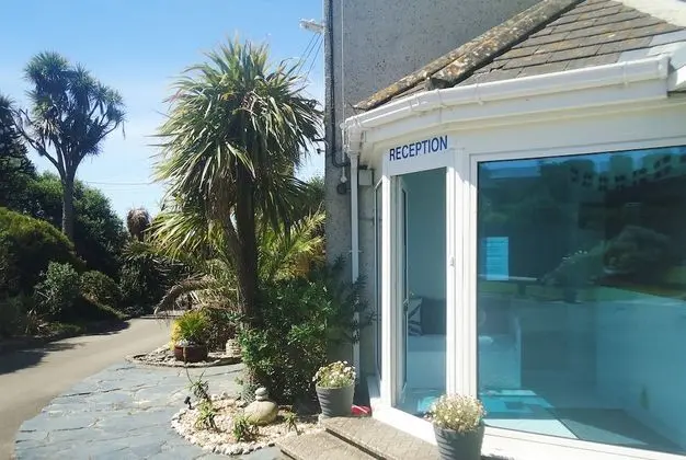 Mounts Bay Caravan Park - Lobi