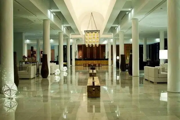 Mövenpick Hotel Gammarth Tunis - Lobi
