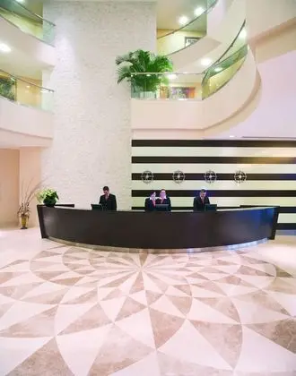 Mövenpick Hotel Izmir - Lobi