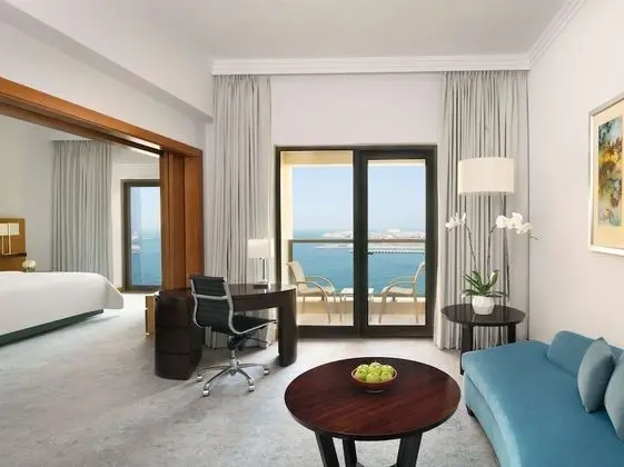 Mövenpick Hotel Jumeirah Beach - Dış Mekan