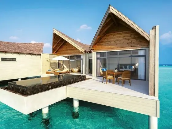 Mövenpick Resort Kuredhivaru Maldives - Oda