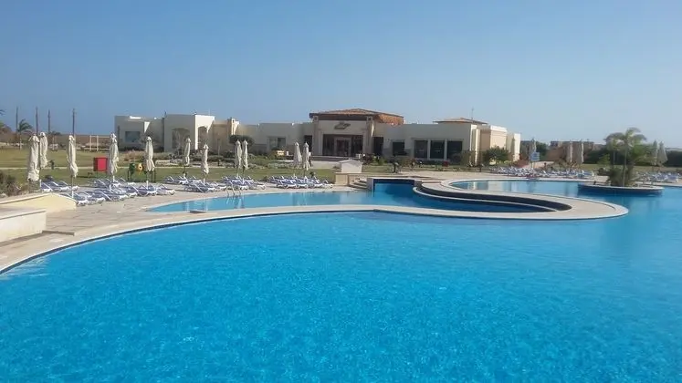 Movenpick Resort Soma Bay