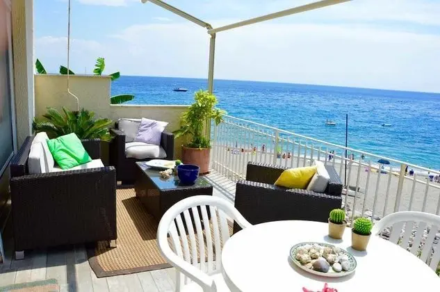 Movida Sea Forza D'Agrò - Taormina