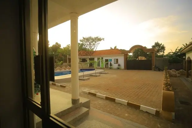Mowicribs Hotel & Spa