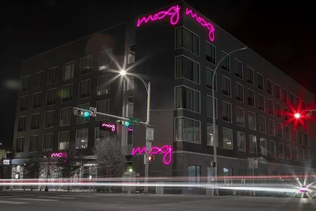 Moxy Austin - University, a Marriott Hotel - Dış Mekan