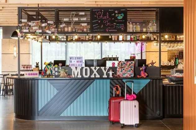 Moxy Bordeaux Hotel, a Marriott Hotel - Lobi
