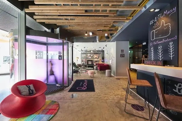 Moxy Bucharest Old Town - Lobi