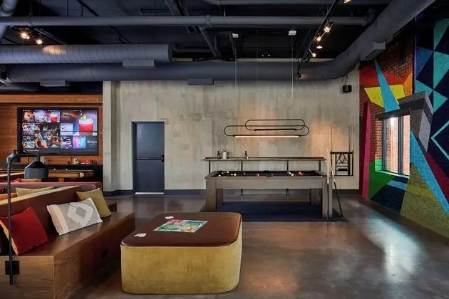 Moxy Chattanooga Downtown, a Marriott Hotel - Havuz