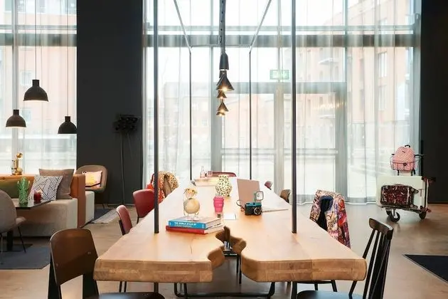 Moxy Chester, a Marriott Hotel - Lobi