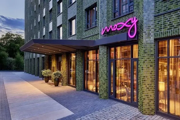 Moxy Cologne Muelheim, a Marriott Hotel