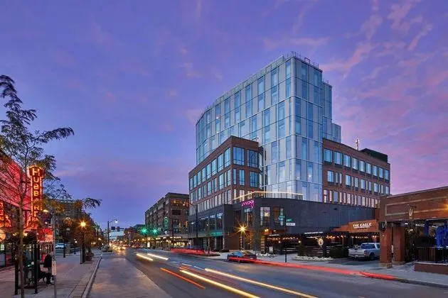 Moxy Columbus Short North, a Marriott Hotel - Öne Çıkan Resim