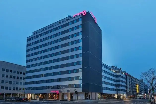 Moxy Duesseldorf City, a Marriott Hotel