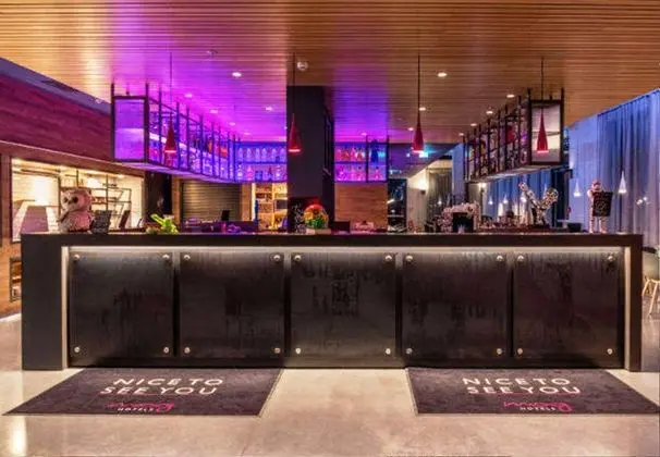 Moxy Frankfurt Airport - Lobi