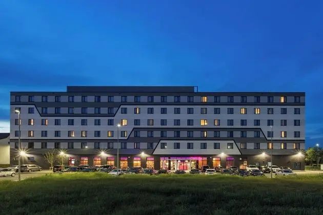 Moxy Frankfurt Airport Kelsterbach, a Marriott Hotel - Dış Mekan