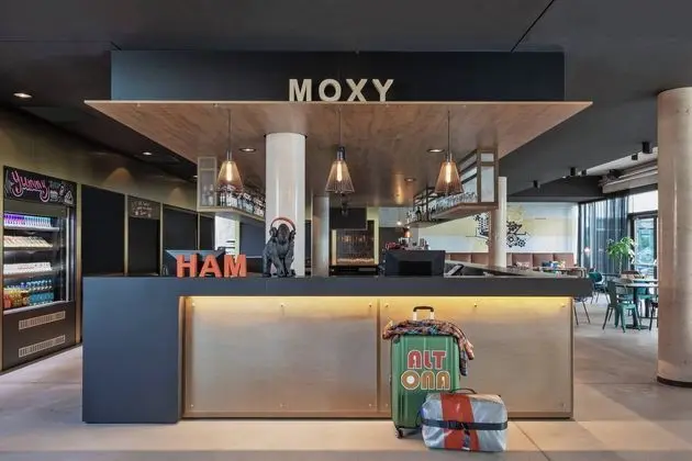 Moxy Hamburg Altona, a Marriott Hotel - Lobi