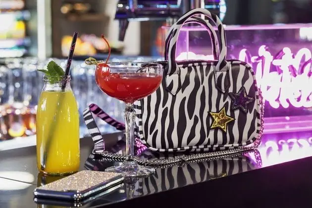 Moxy Lausanne City, a Marriott Hotel - Yerinde Yemek