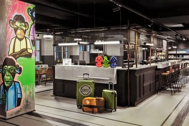Moxy Lille City, a Marriott Hotel - Lobi