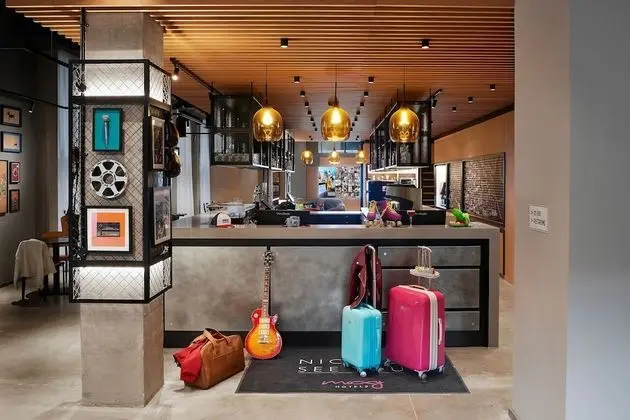 Moxy Manchester City, a Marriott Hotel - Lobi