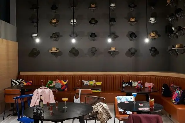Moxy Manchester City, a Marriott Hotel - Yerinde Yemek