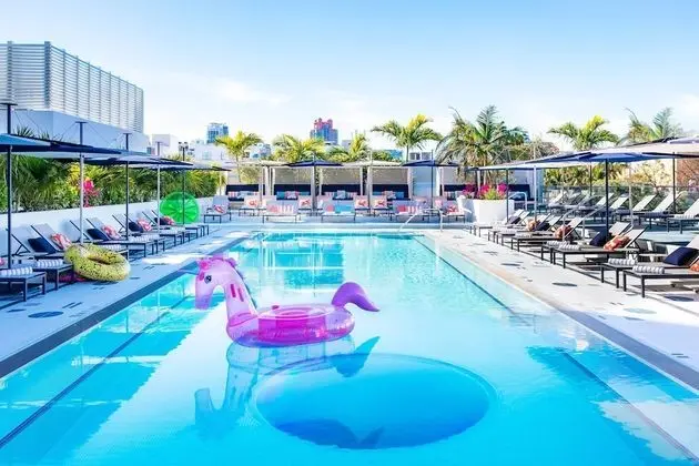Moxy Miami South Beach, a Marriott Hotel