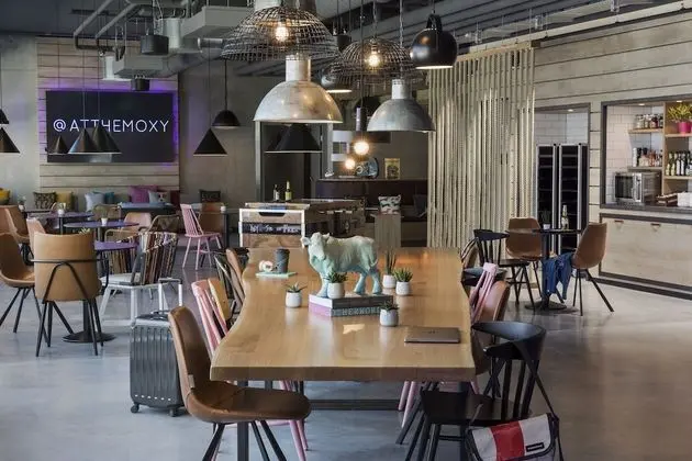 Moxy Munich Ostbahnhof, a Marriott Hotel - Yerinde Yemek