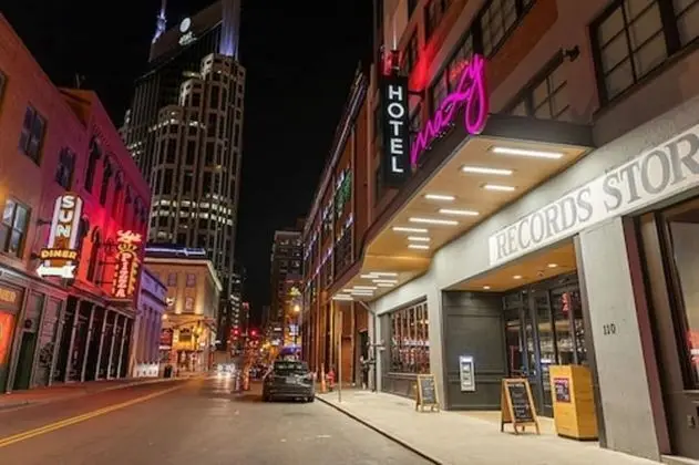 Moxy Nashville Downtown, a Marriott Hotel