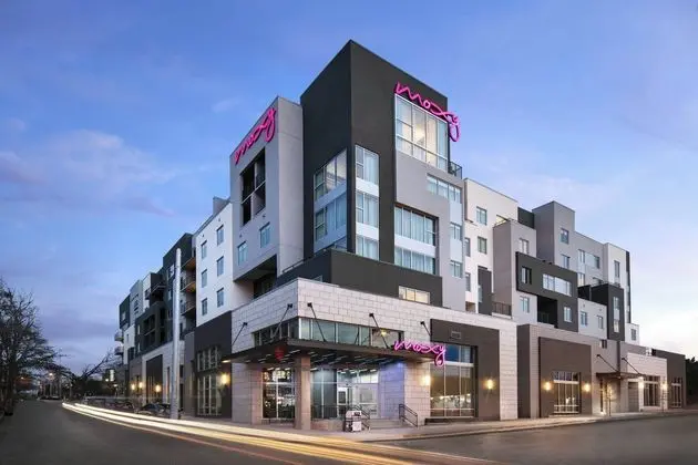 Moxy Nashville Vanderbilt Area, a Marriott Hotel - Öne Çıkan Resim