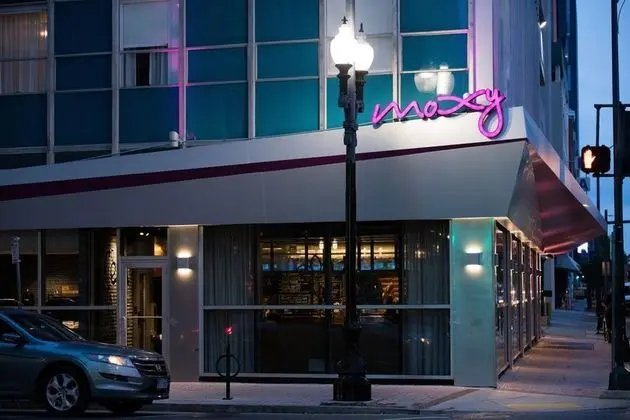Moxy New Orleans Downtown/French Quarter Area