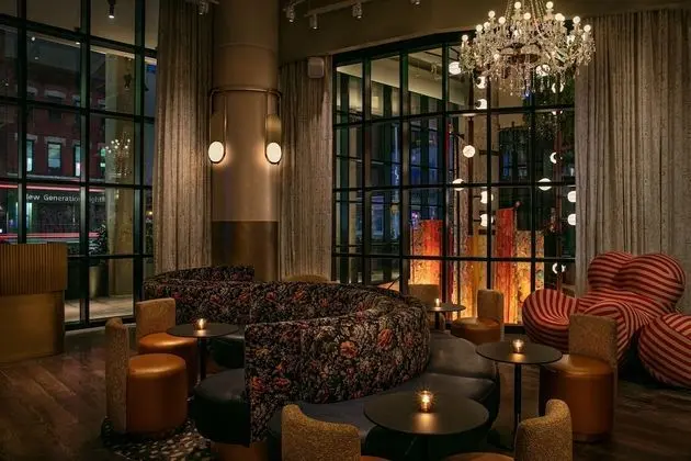 Moxy NYC Lower East Side, a Marriott Hotel - Lobi