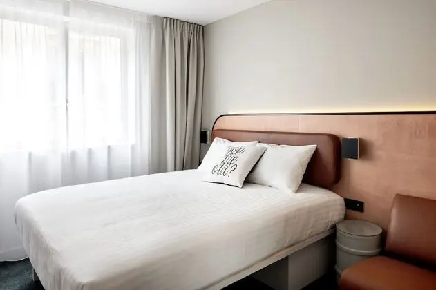 Moxy Paris Bastille France, a Marriott Hotel - Oda