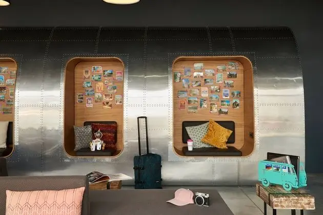 Moxy Paris Charles de Gaulle Airport, a Marriott Hotel - Lobi