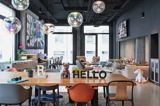 Moxy Rapperswil, a Marriott Hotel