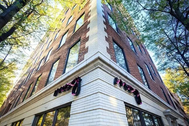 Moxy Richmond Downtown, a Marriott Hotel