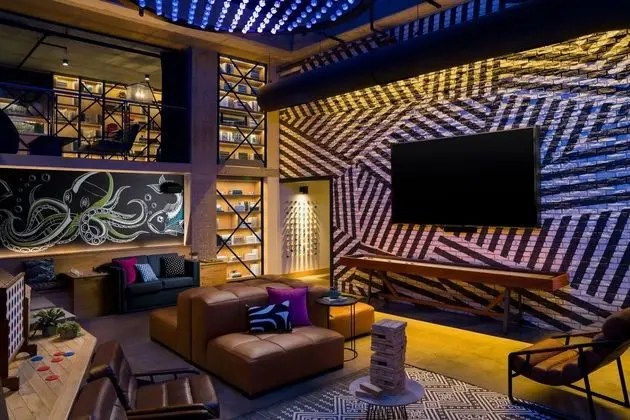 Moxy San Diego Downtown/Gaslamp Quarter, a Marriott Hotel - Lobi