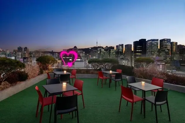 Moxy Seoul Insadong, A Marriott Hotel - Yerinde Yemek