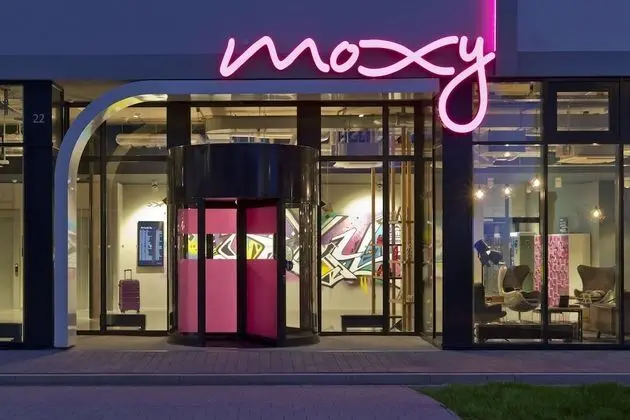 MOXY Stuttgart Airport/Messe, a Marriott Hotel - Dış Mekan